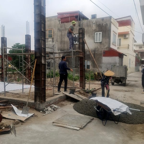 Nha pho 2 tang anh Quan chi Quynh 9